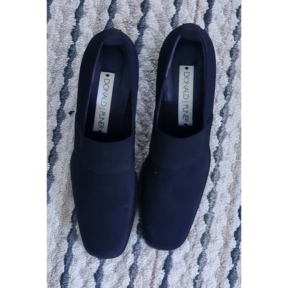 Donald J Pliner Women's Iris Black Slip On Elastic Block Heels Size 8.5N